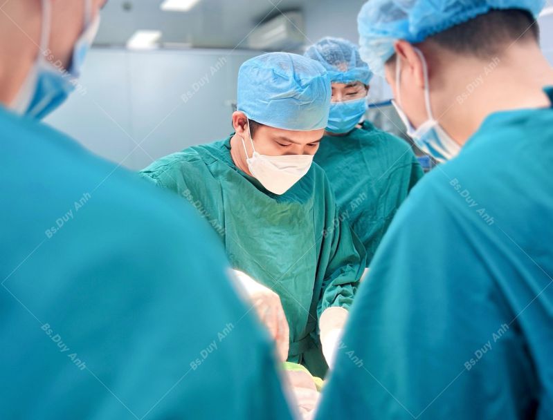 Cấy mỡ vùng trán cùng BS.CK1 Duy Anh